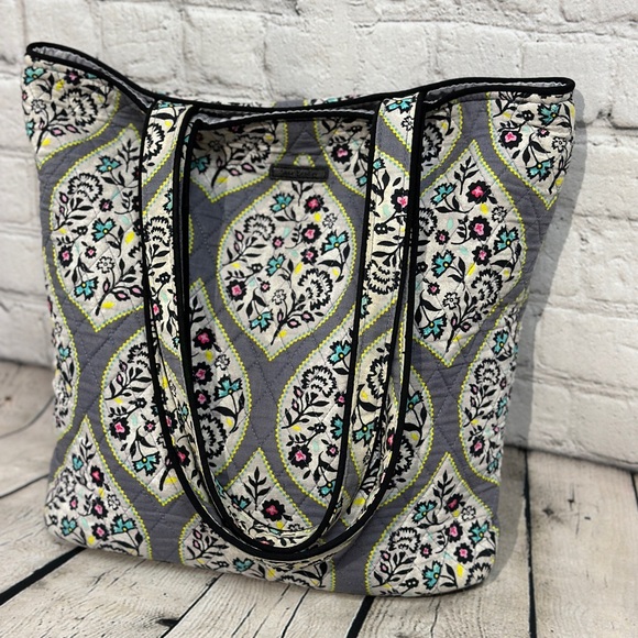 Vera Bradley Handbags - Vera Bradley Carson Cotton Shoulder Bag Handbag Tote